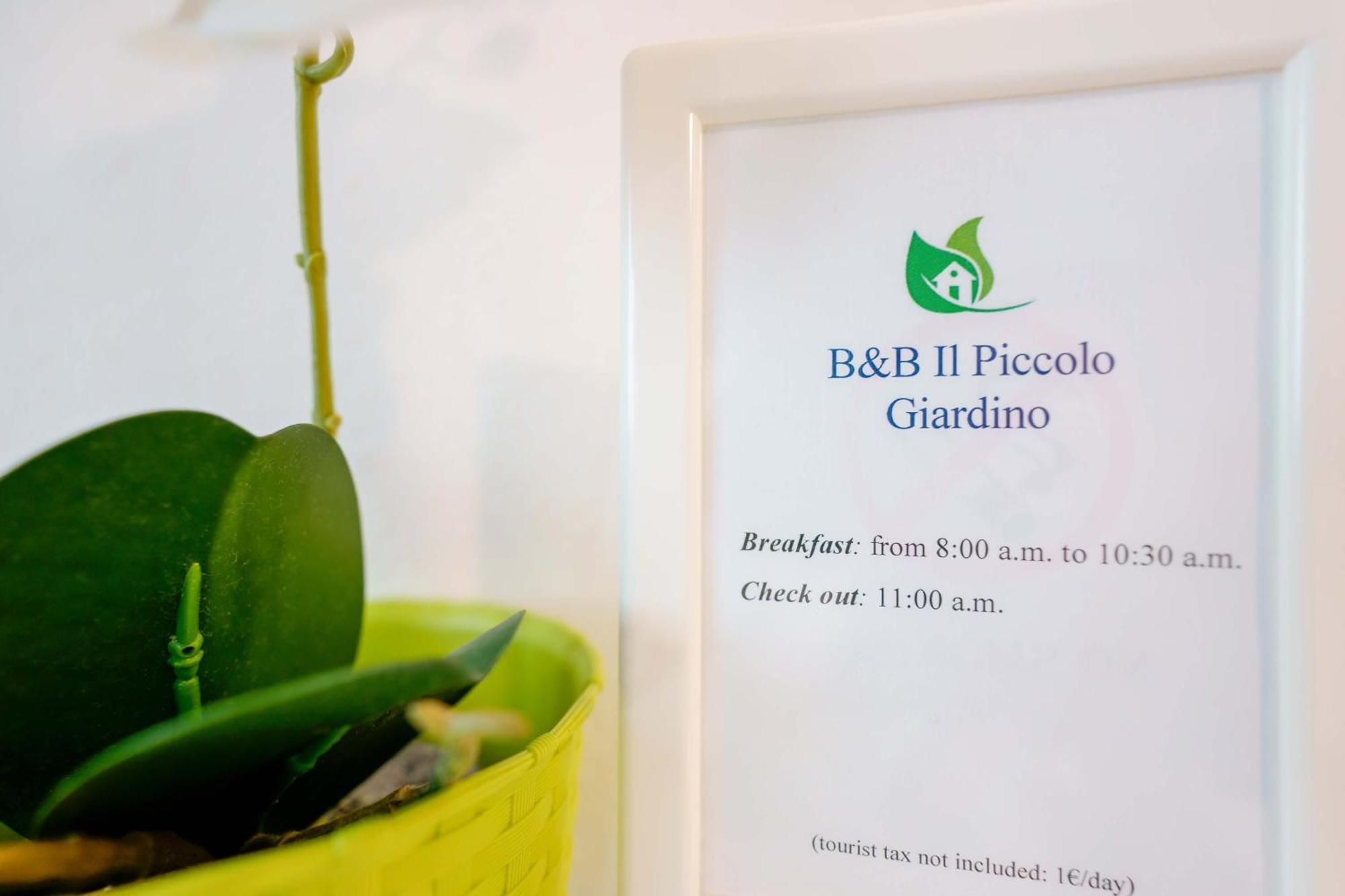 B&B Il Piccolo Giardino Villasimius Ngoại thất bức ảnh